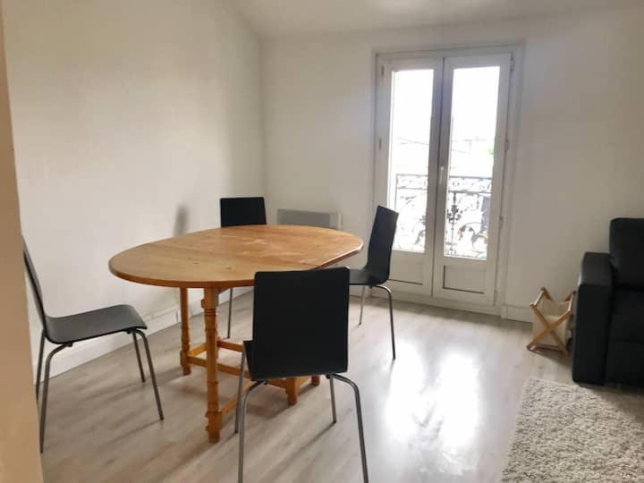 Appartement Simple Sur Argenteuil, Proche Paris Exterior photo